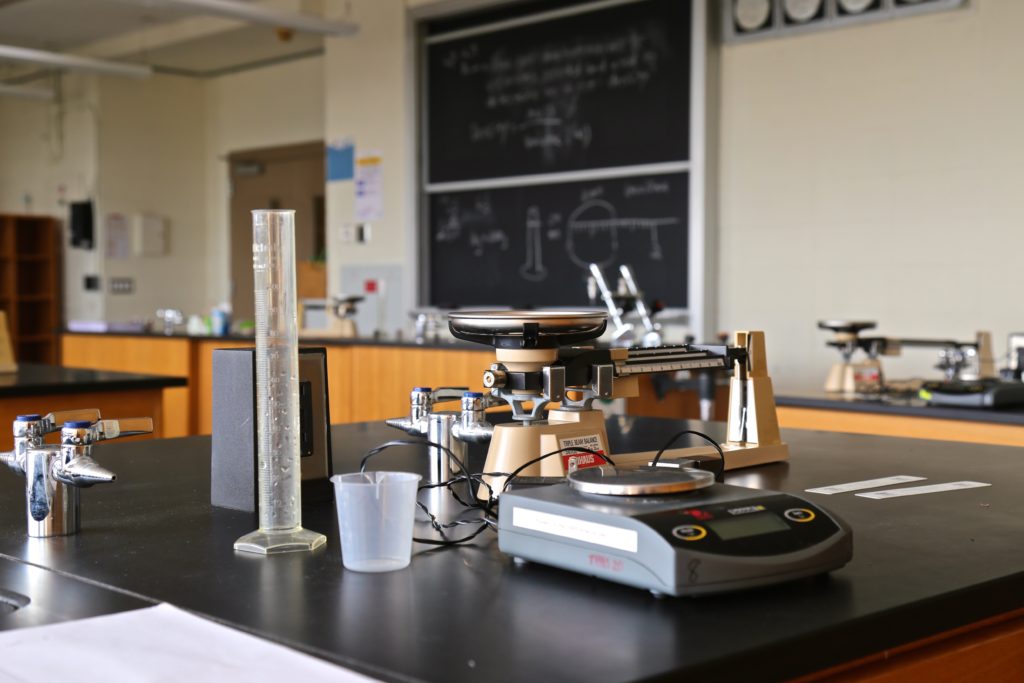 New chemistry lab opens