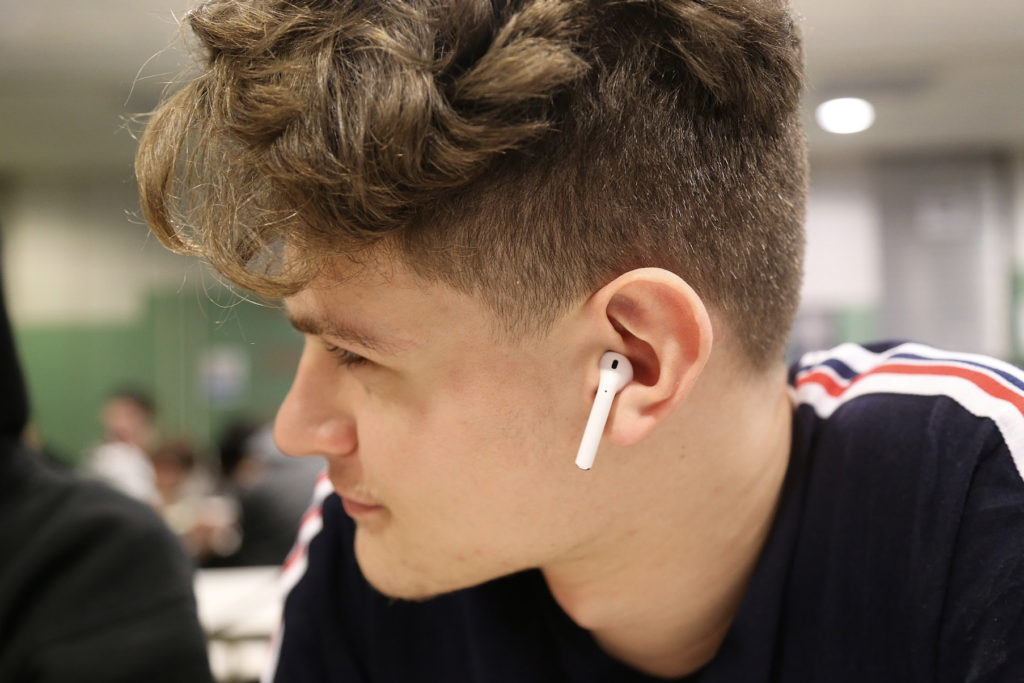AirPods: A new look for earphones