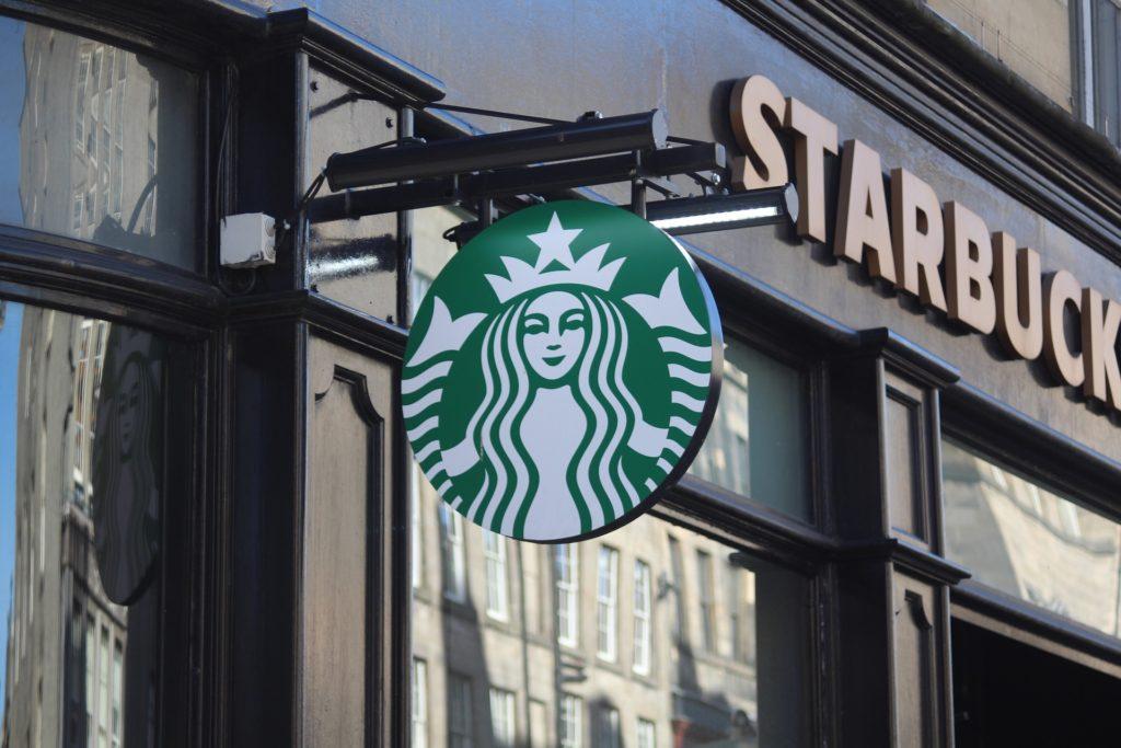 Starbucks+sends%3A+drink+deliveries+during+quarantine