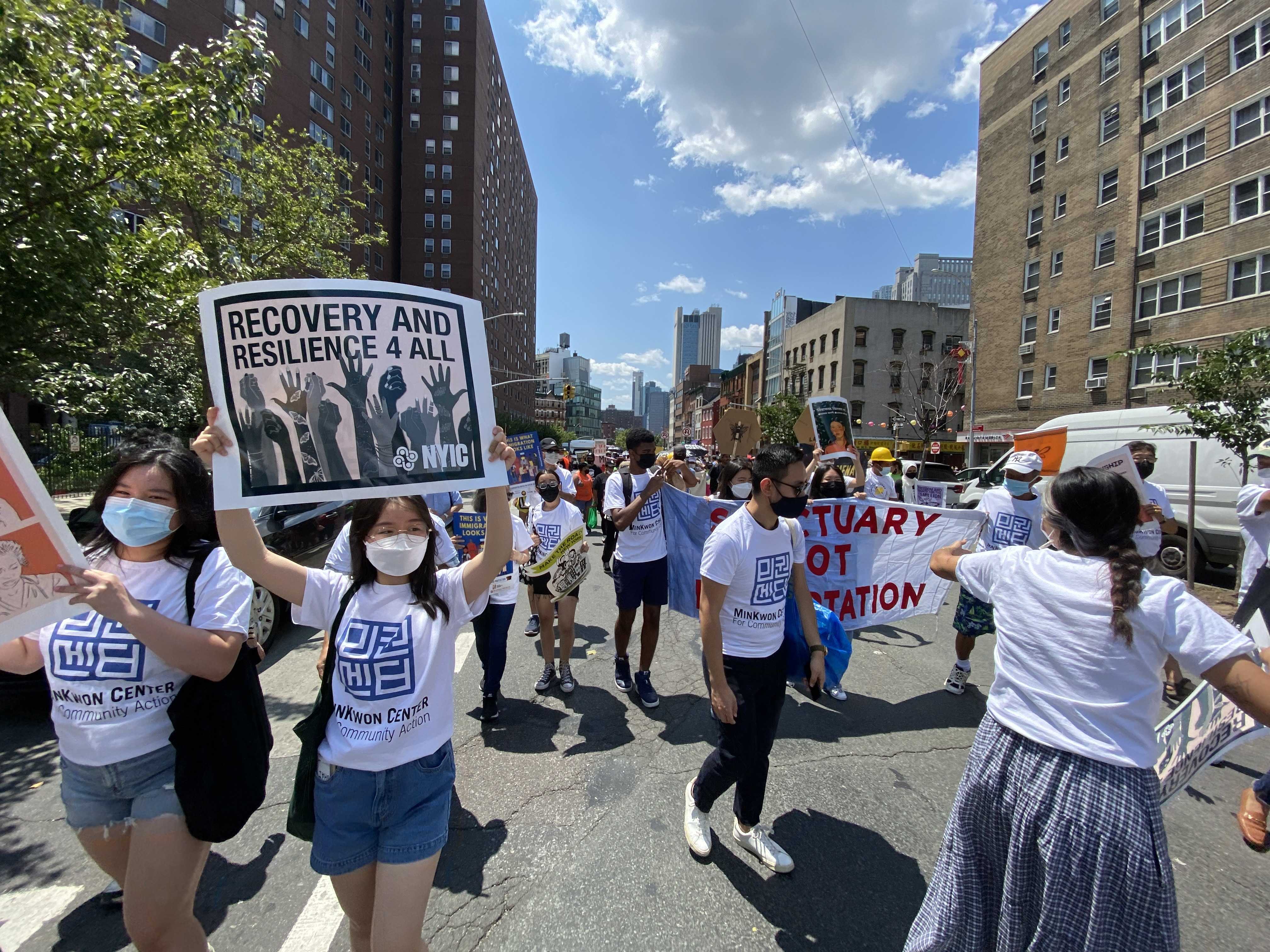 Harrisites rally for immigrant rights