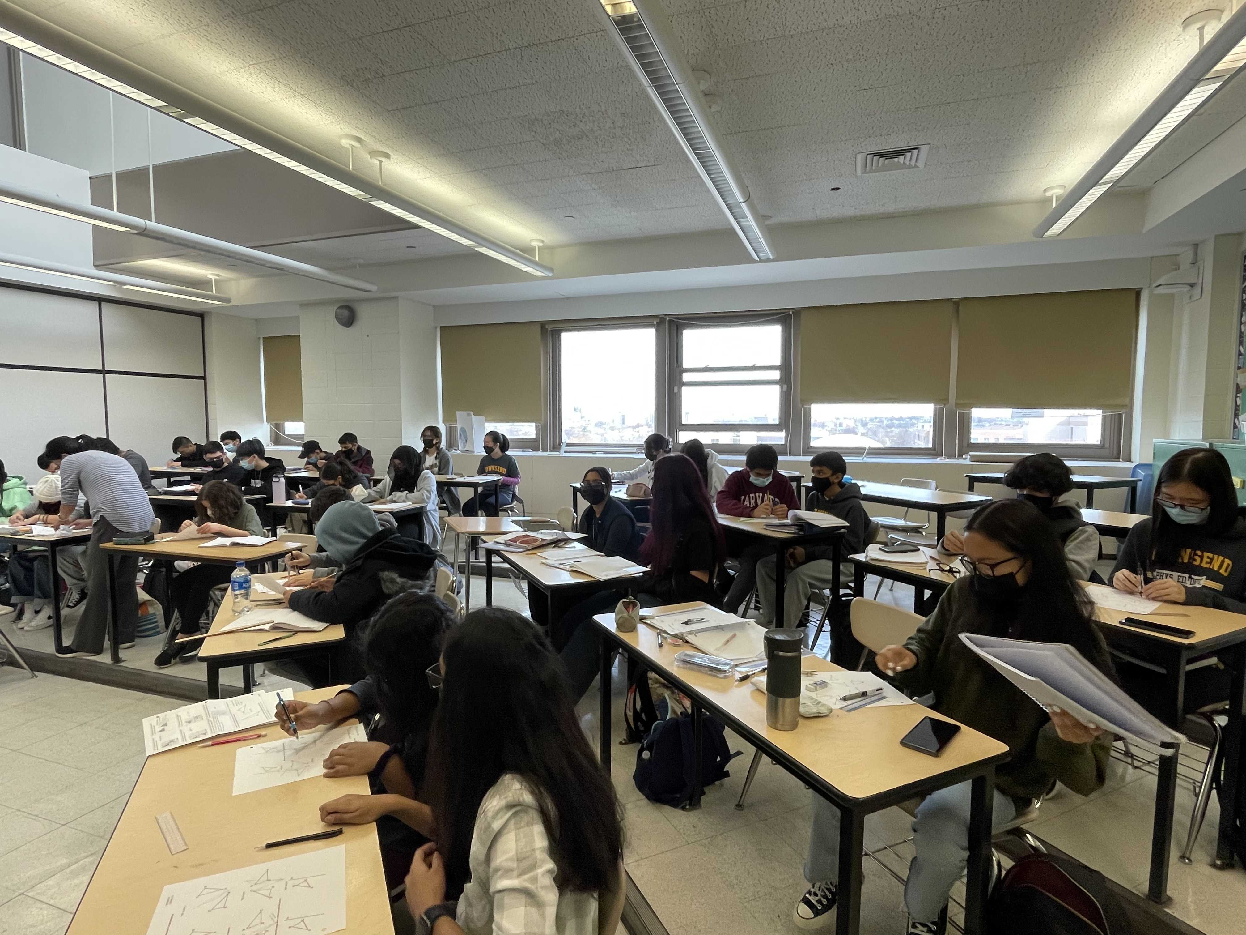 “Back To The Hawk’s Nest”: 10th grade students reflect on the first semester of the 2021-2022 in-person academic year