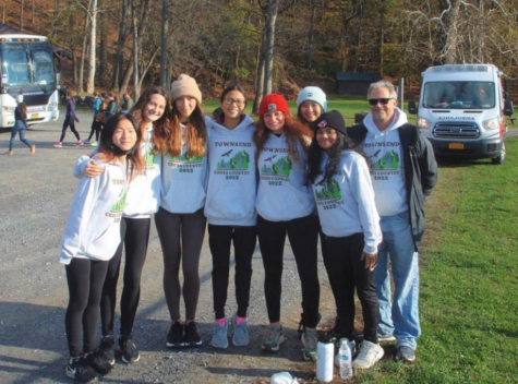 Girls Cross Country Team makes it to States for the first time in 11 years