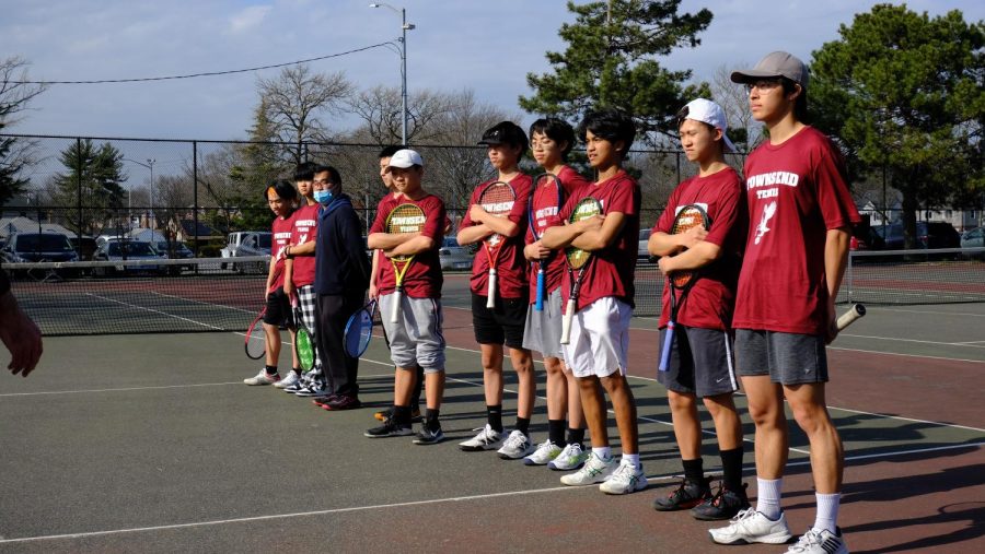 The+boys+varsity+tennis+team.