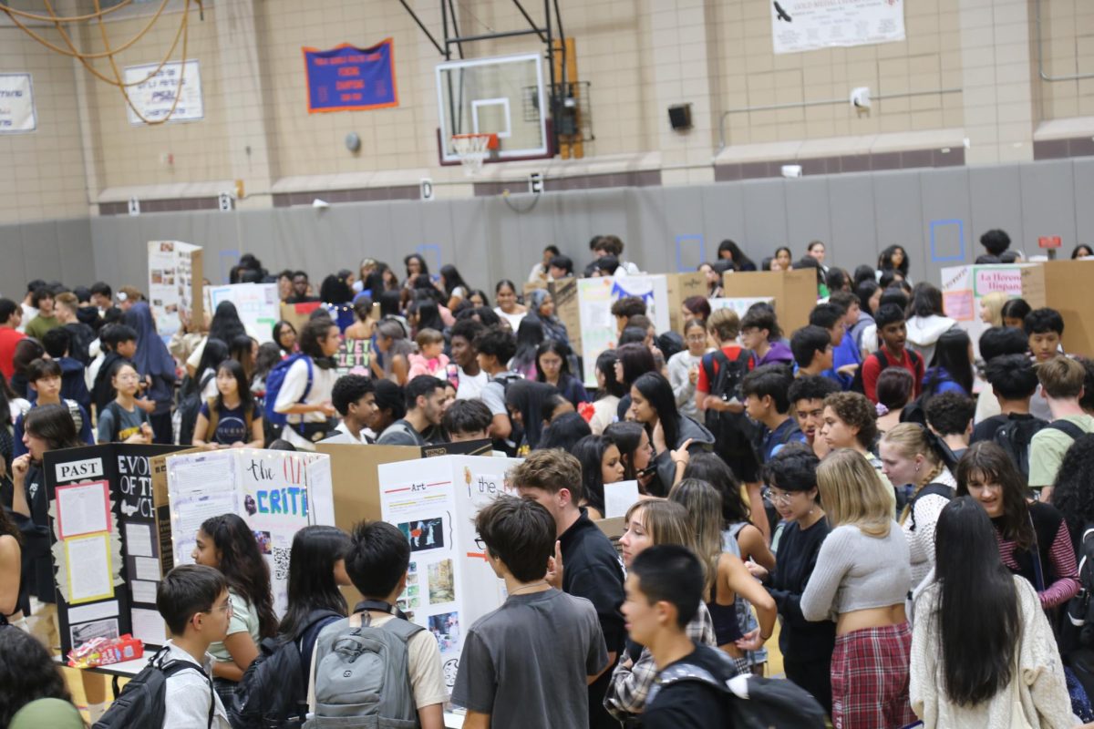 THHS students attending club fair, and exploring different clubs.