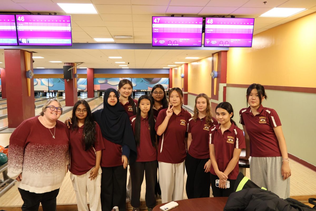 The Fall 2025 Girls Varsity Bowling team 
